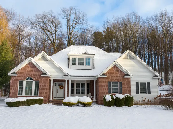 122 Trask Lane, Stillwater, NY 12170