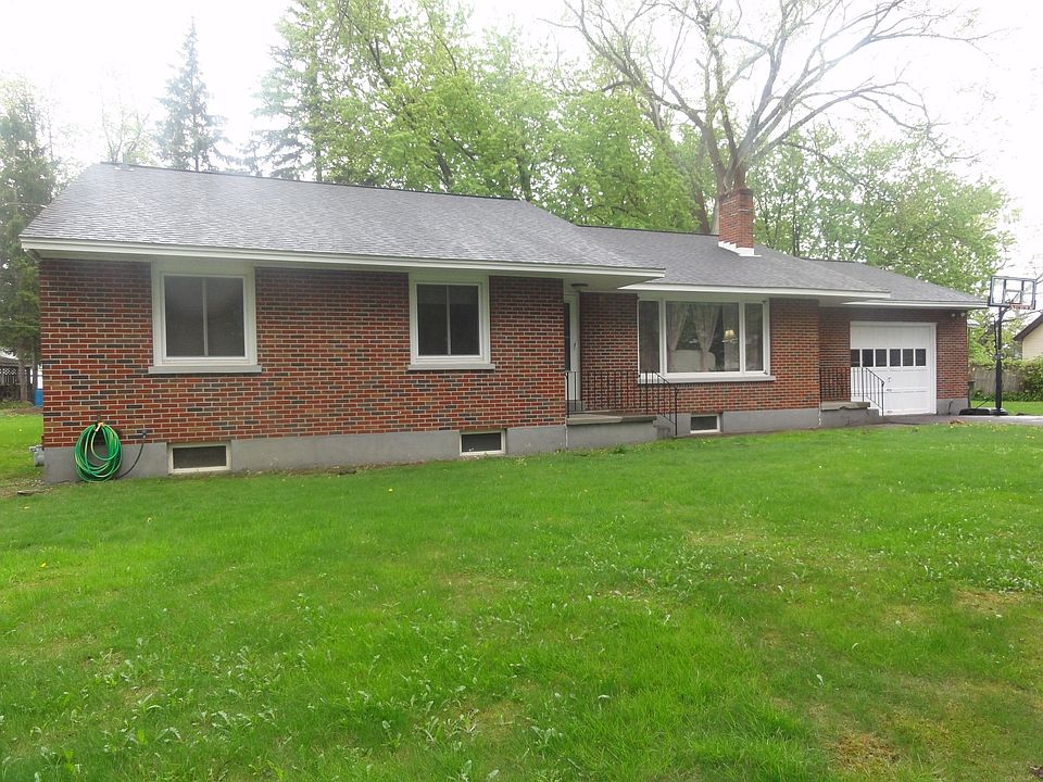 1st image of 39 Miller Ave