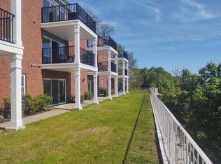 101 Haviland Rd #103, Highland, NY 12528