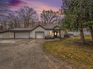 15059 Kelly St, Spring Lake, MI 49456