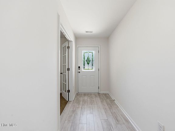5th image of 420 Louisia Mae Way