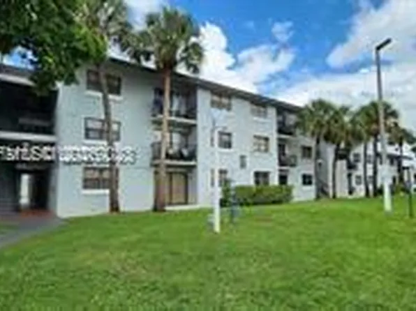 7195 NW 179th St APT 109, Hialeah, FL 33015