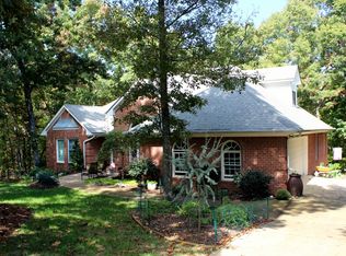 101 Northwoods Ct, Ball Ground, GA 30107