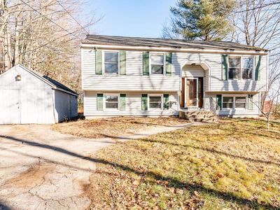 982 Salmon Falls Road, Rochester, NH, 03868