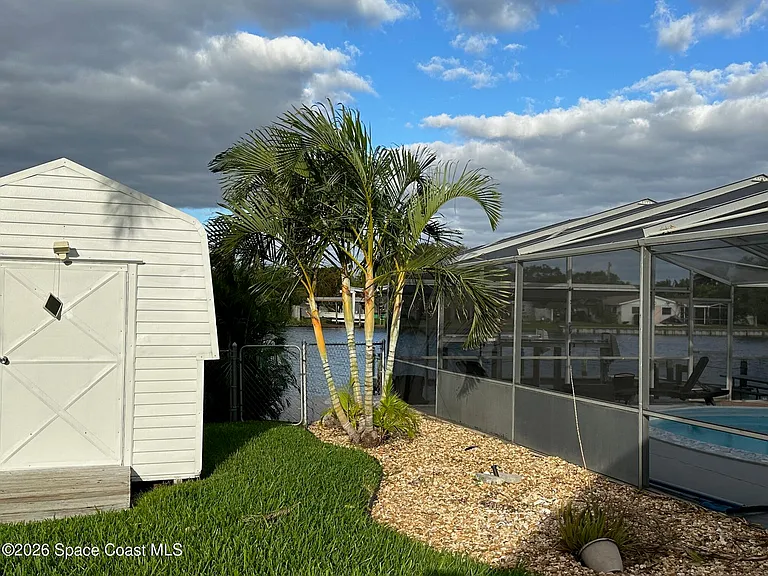 401 Milford Point Dr — Photo 45