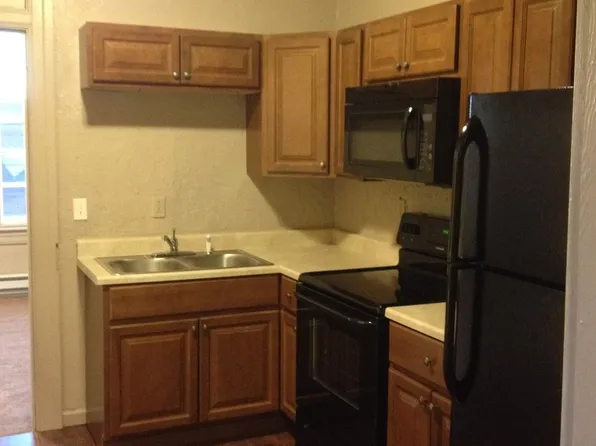 1 E Main St, 1 E Main St APT 9, Dallastown, PA 17313