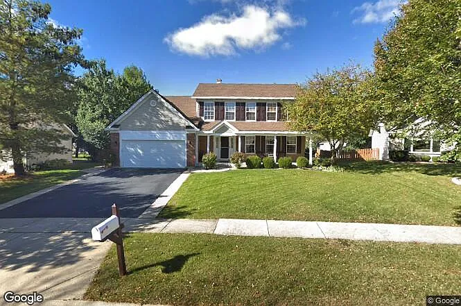 1438 Whitehorse Ln photo 1