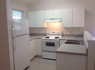 428 Saint Rosea Dr, Wilmington, NC 28405