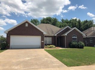 1213 N 22nd Pl, Rogers, AR 72756