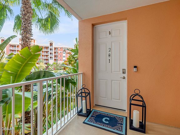 5th image of 4 Riverwalk Dr #201