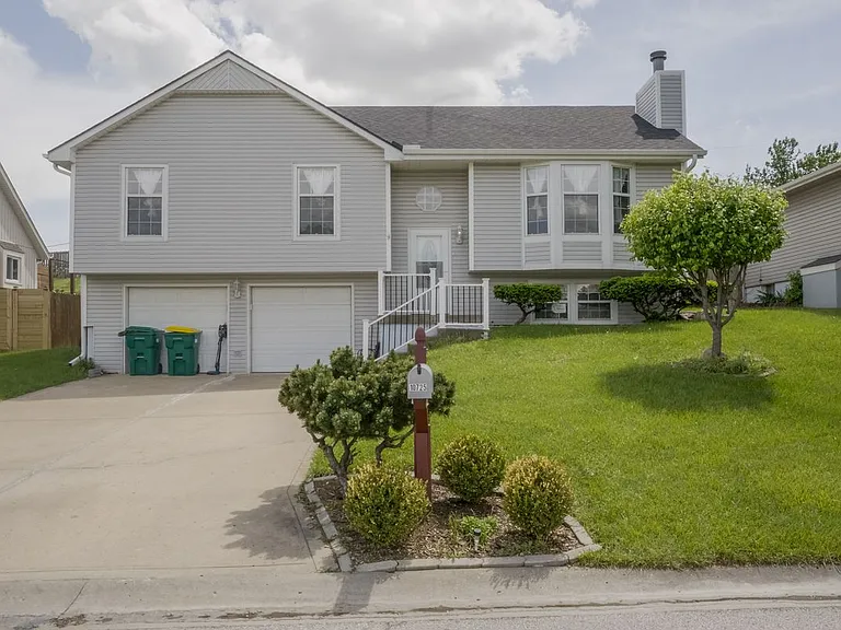 10725 Cleveland Ave — Photo 15