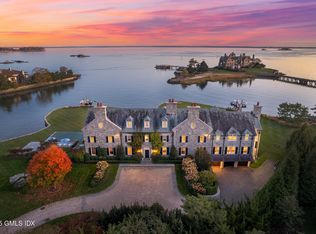 545 Indian Field Rd, Greenwich, CT 06830