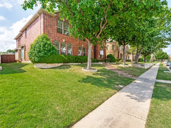 1417 Branch Hollow Dr E, Carrollton, TX 75007