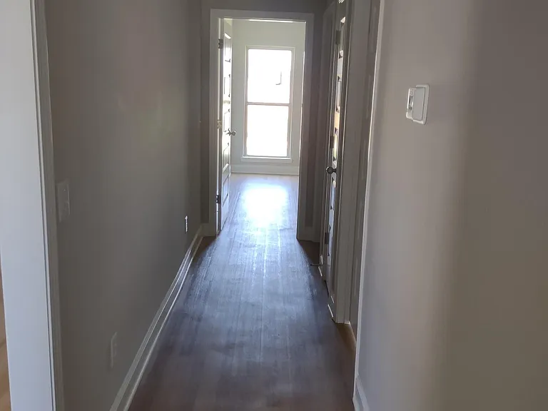 560 Silver Hill Dr — Photo 9