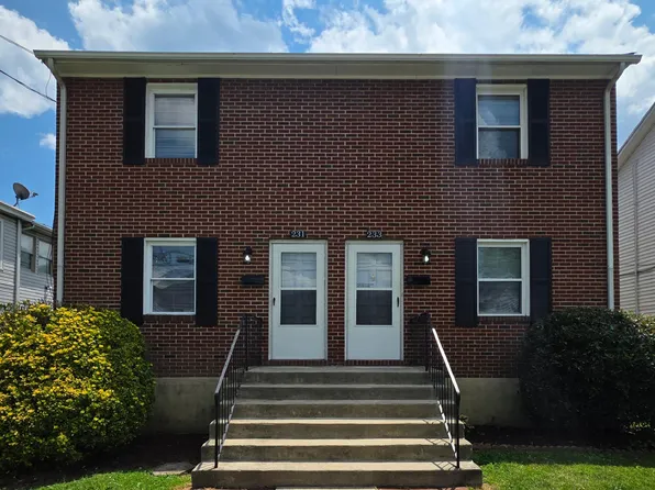 233 W Cleveland Ave, Vinton, VA 24179