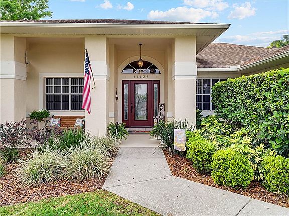 5th image of 11127 Lake Katherine Cir