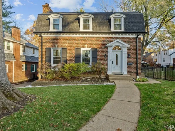 350 Rosedale Pl, Saint Louis, MO 63119