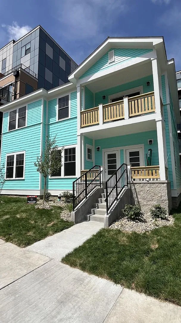 218 S. Grant St. — Photo 2