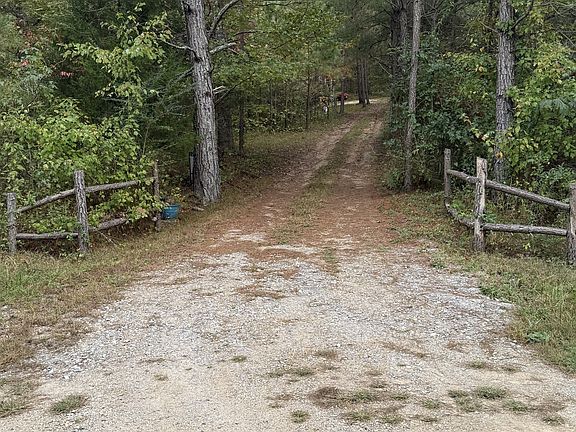 2nd image of 646 Brush Creek Rd