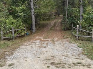 646 Brush Creek Rd, Lawrenceburg, TN 38464