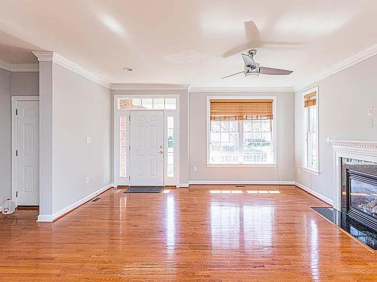 8624 Devara Ct — Photo 11