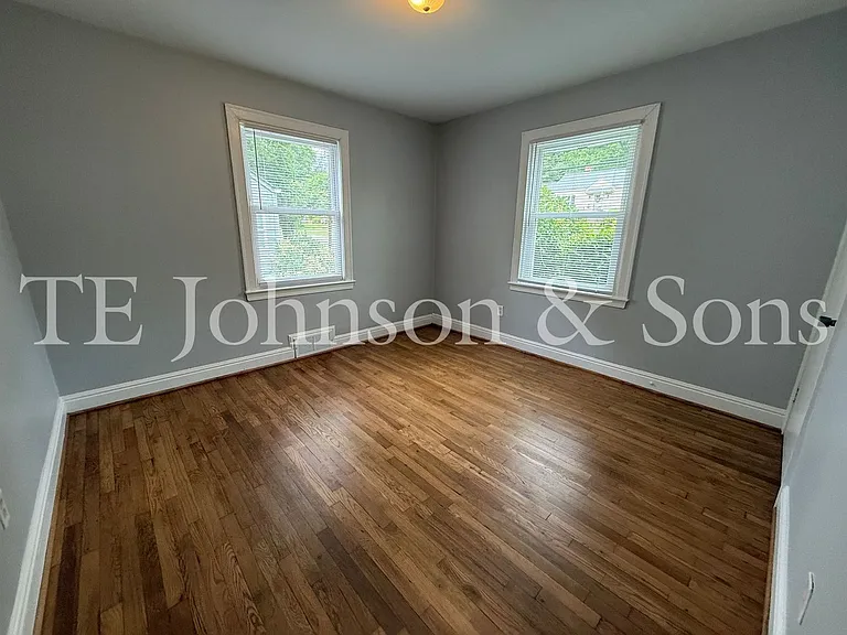 212 Carolina Cir — Photo 19