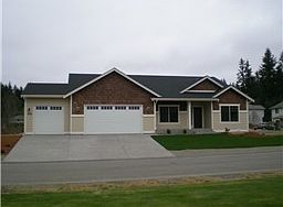 1st image of 999 Linden Ln