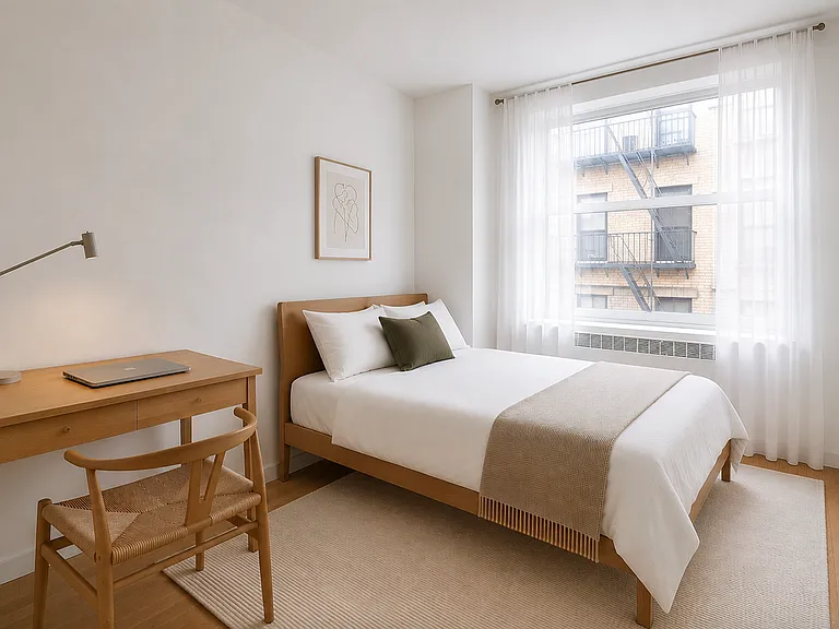 125 Central Park N #3B — Photo 7