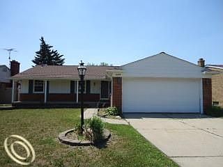 1st image of 26759 Kingswood Dr