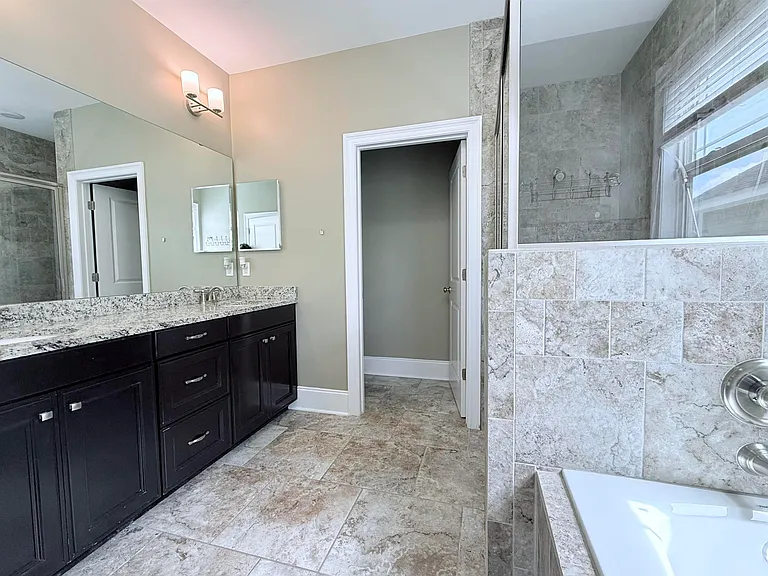 2559 Rosin Way — Photo 32