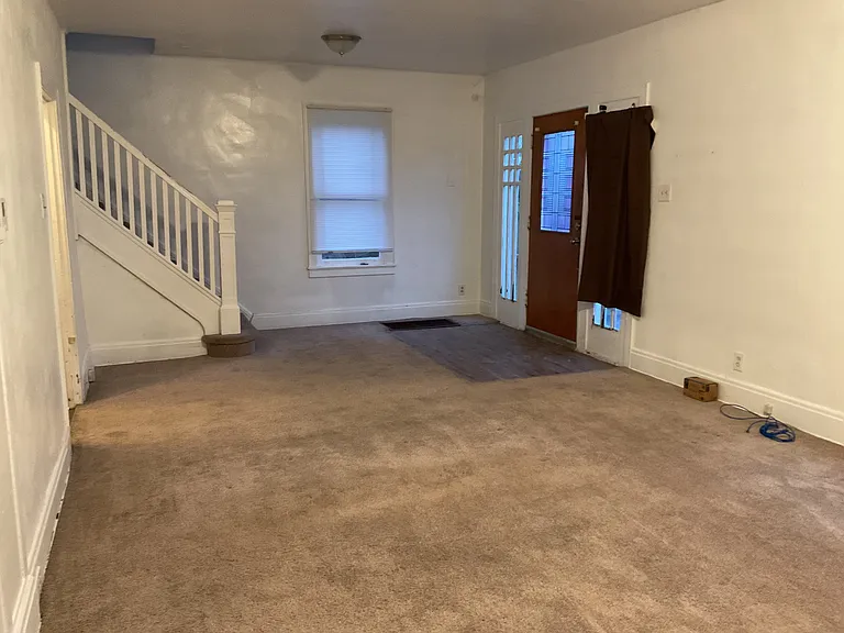 9922 Frankstown Rd — Photo 5