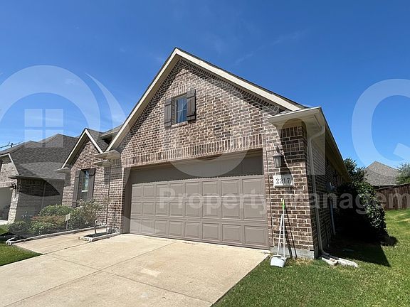 3rd image of 2217 Newton Ln