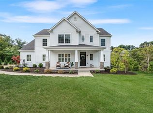 403 Oak Ridge Ct, Mars, PA 16046