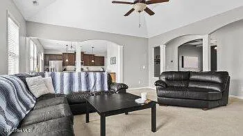 203 Holmes Point Ct — Photo 10