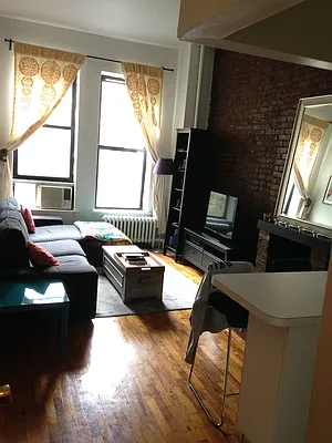 Rented by AJ Clarke | media 9