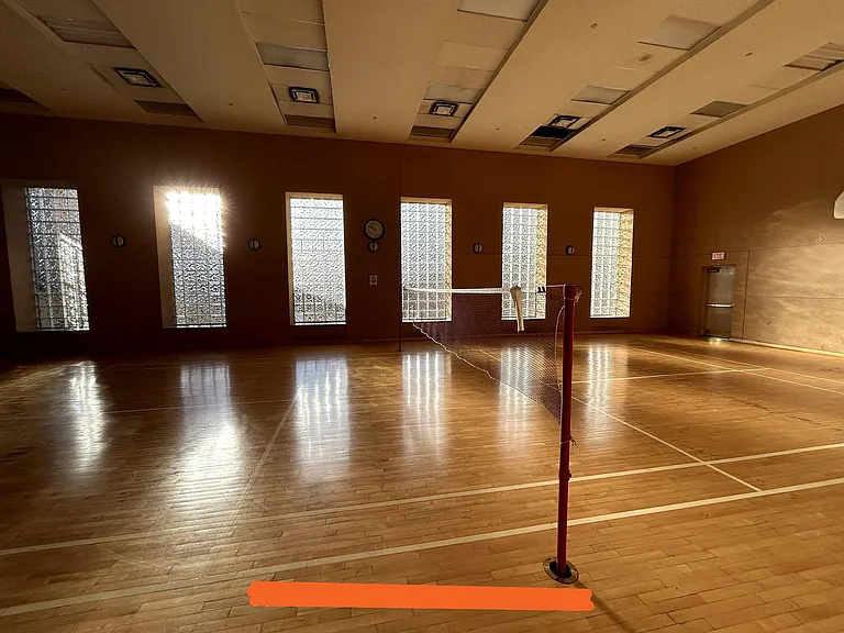Combined volleyball, basketball court