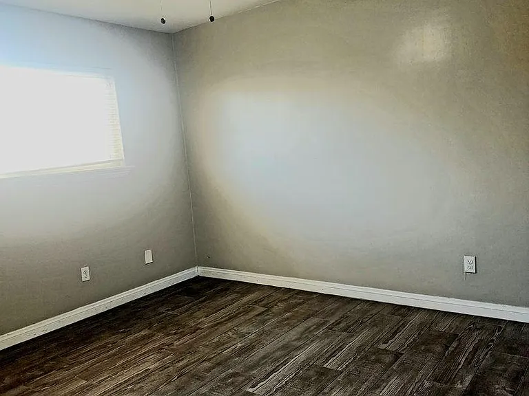 3408 Eisenhower Ave — Photo 11