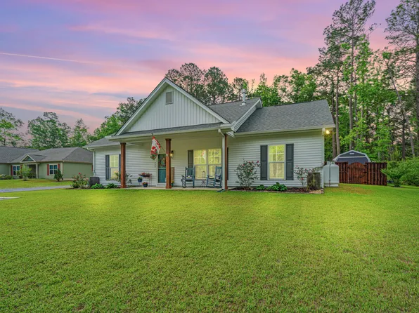 229 Twin Lake Dr, Summerville, SC 29483