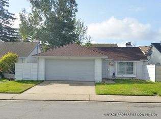 2008 Amsterdam Ln, Modesto, CA 95356