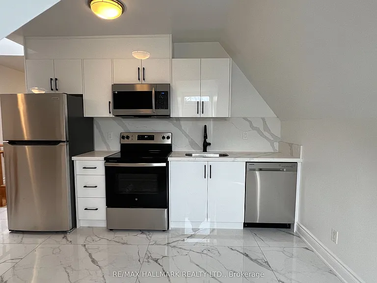 61 Cecil St #3 — Photo 3