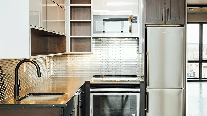 Rented by Nooklyn NYC LLC | media 18