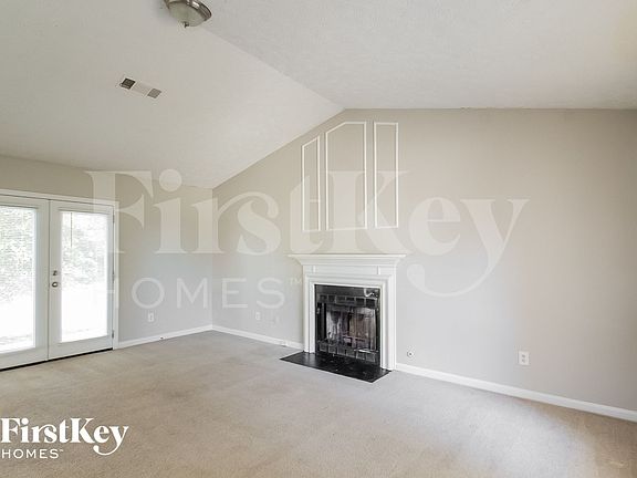 3rd image of 2109 W Morgans Bluff Ct