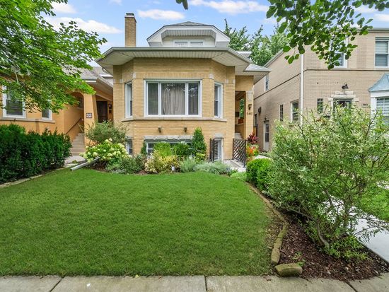 5410 W Hutchinson St, Chicago, IL 60641