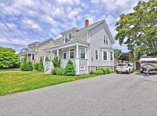 118 Grandview Ave, Somerset, MA 02726