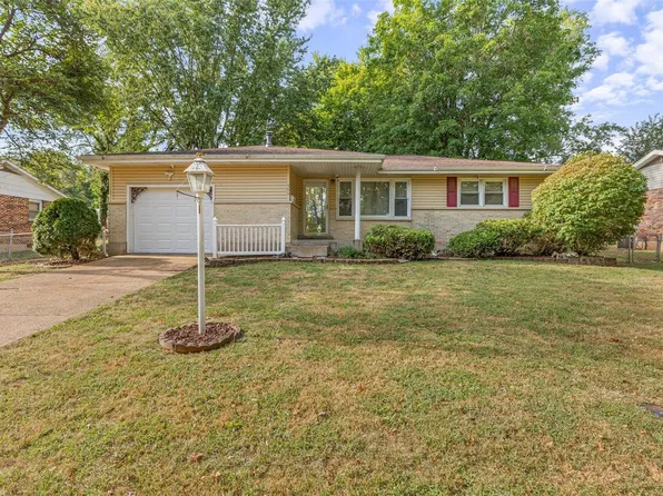 506 Quarry St, Farmington, MO 63640