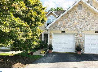 2331 Orchard Hill Cir, Warrington, PA 18976
