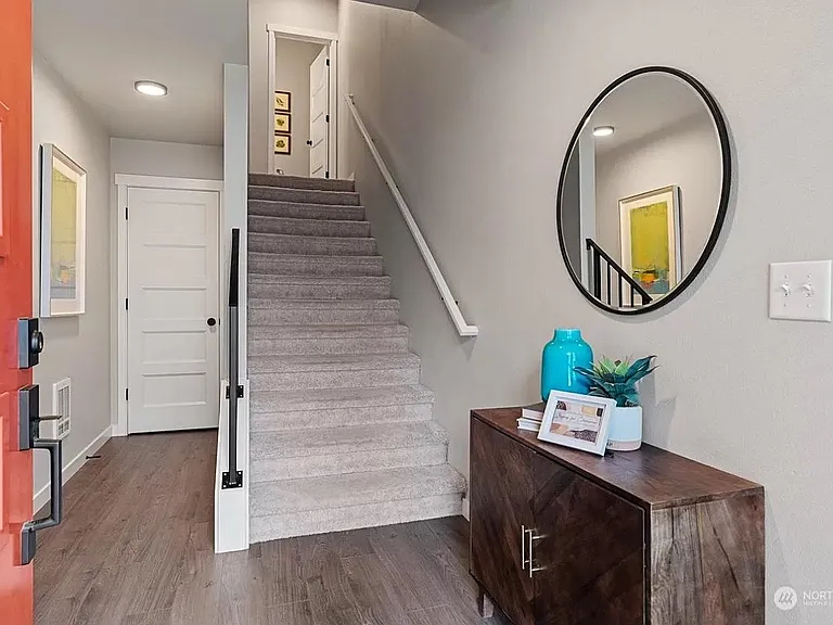 13717 Admiralty Way #E4 — Photo 18