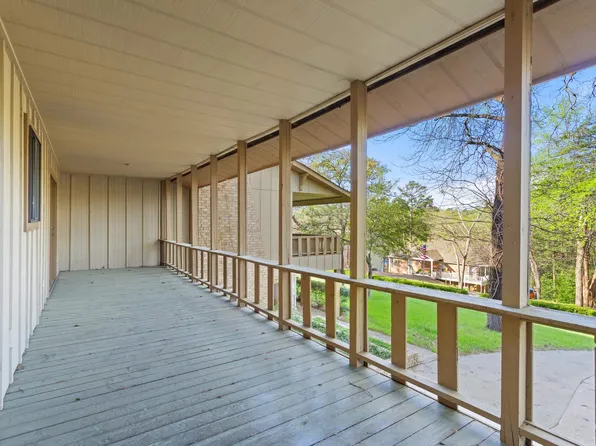 229 Hideaway Central Ln, Lindale, TX 75771