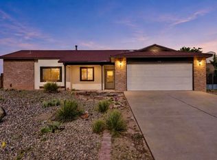 428 Annette Dr NE, Rio Rancho, NM 87124