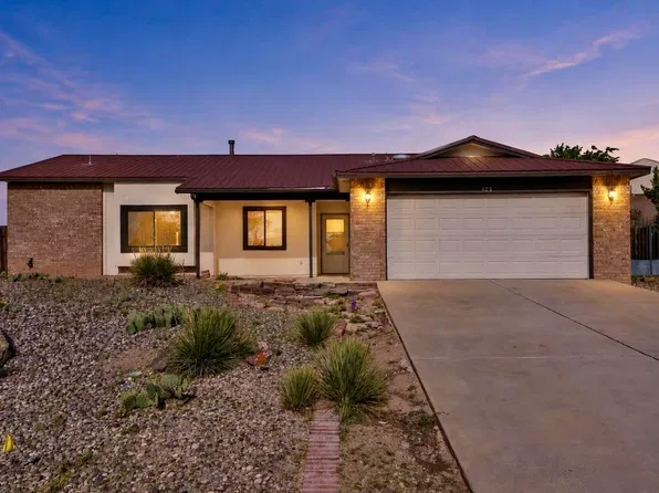 428 Annette Dr NE, Rio Rancho, NM 87124
